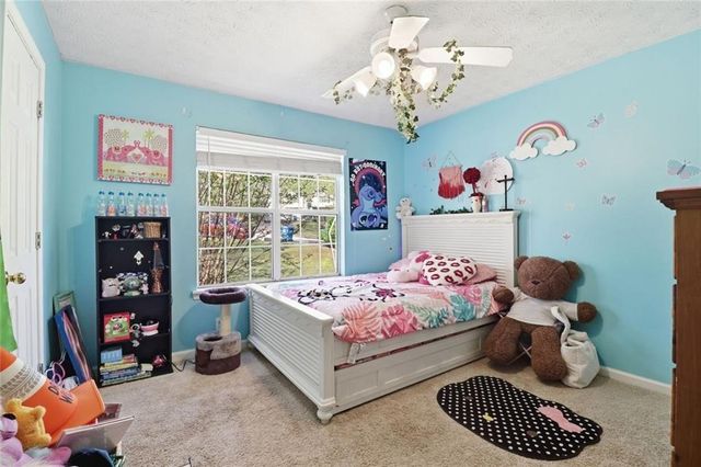 1235 Smoke Hill Lane, Hoschton, GA 30548