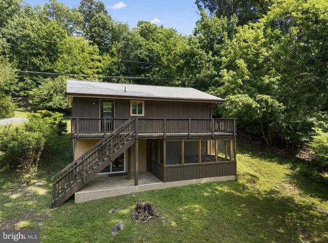 327 CUB RUN LN, Harpers Ferry, WV 25425