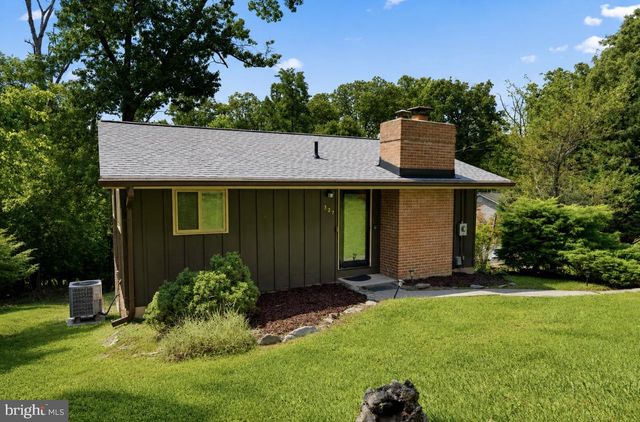327 CUB RUN LN, Harpers Ferry, WV 25425