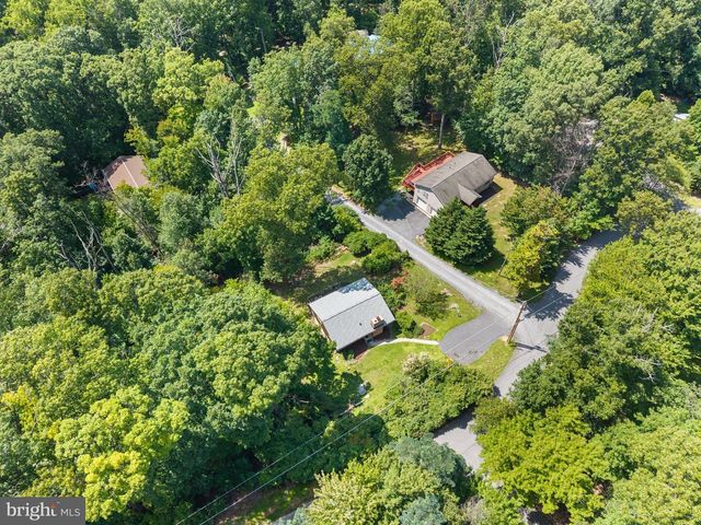 327 CUB RUN LN, Harpers Ferry, WV 25425