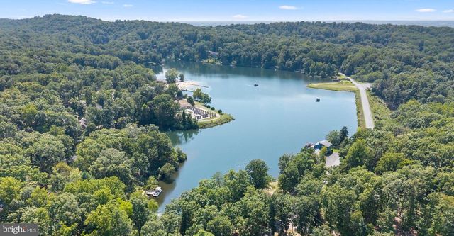 327 CUB RUN LN, Harpers Ferry, WV 25425