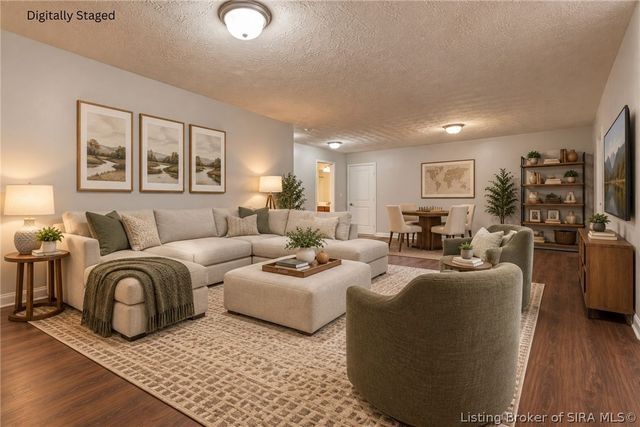 9015 Woodford Drive, Charlestown, IN 47111