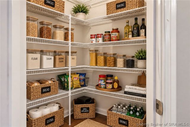 9015 Woodford Drive, Charlestown, IN 47111