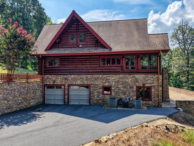 310 Hickory Fork, Blairsville, GA 30512