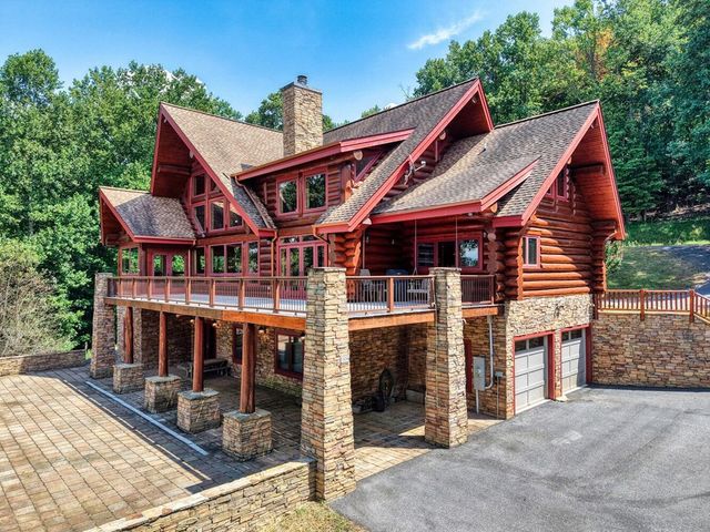 310 Hickory Fork, Blairsville, GA 30512