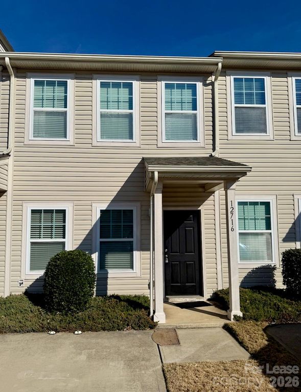 12716 Persimmon Tree Drive, Charlotte, NC 28273