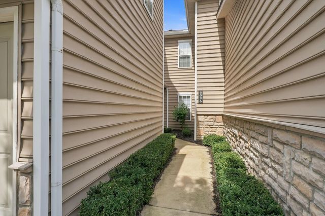 6096 Sowerby Lane, Westerville, OH 43081