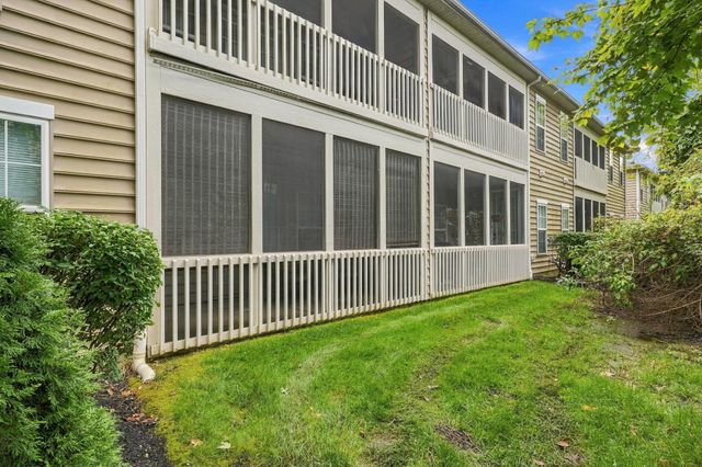 6096 Sowerby Lane, Westerville, OH 43081