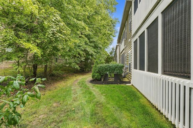6096 Sowerby Lane, Westerville, OH 43081