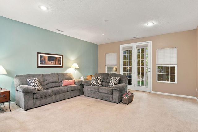 6096 Sowerby Lane, Westerville, OH 43081