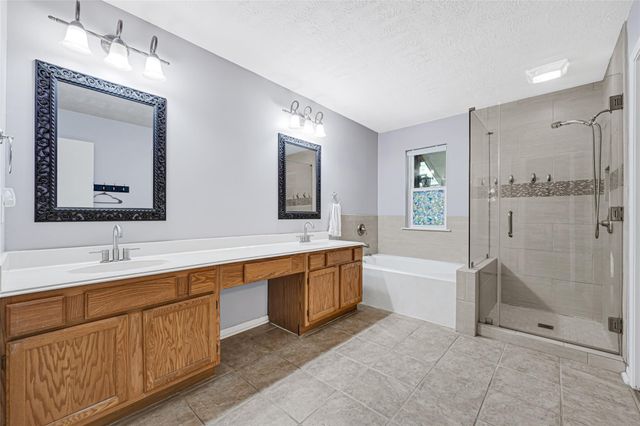 4002 Spring Forest Drive, Pearland, TX 77584