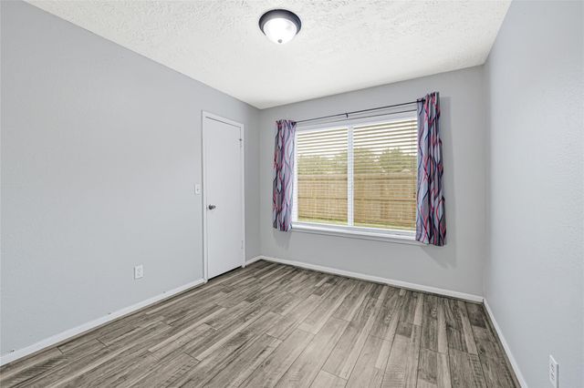 4002 Spring Forest Drive, Pearland, TX 77584