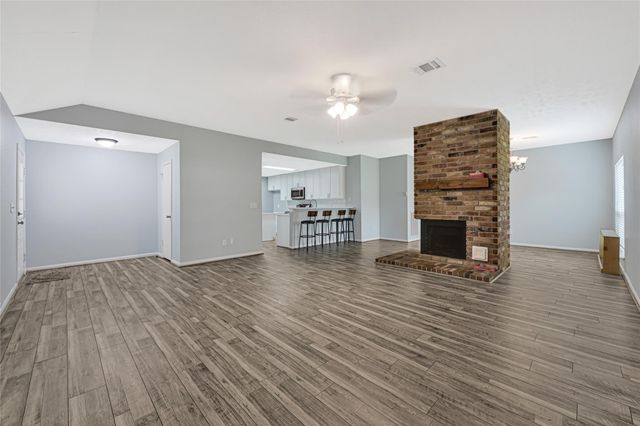 4002 Spring Forest Drive, Pearland, TX 77584