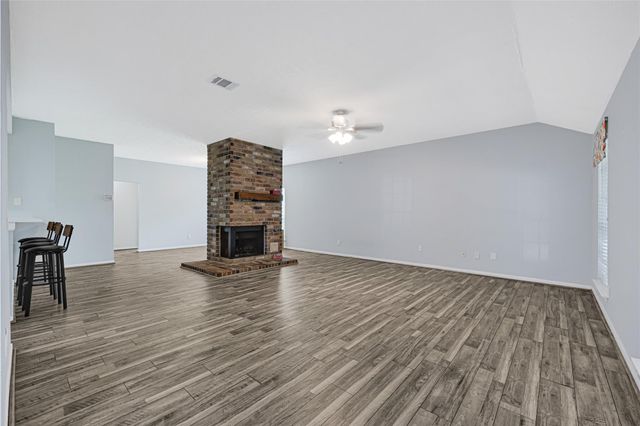 4002 Spring Forest Drive, Pearland, TX 77584