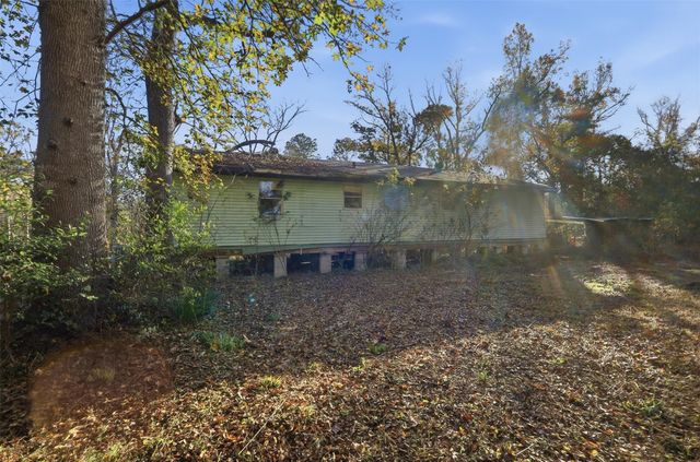 12108 N Lakewood Drive, Splendora, TX 77372