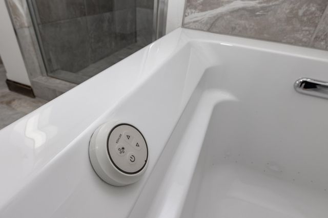 4268 Pine Parkway S, Fargo, ND 58104