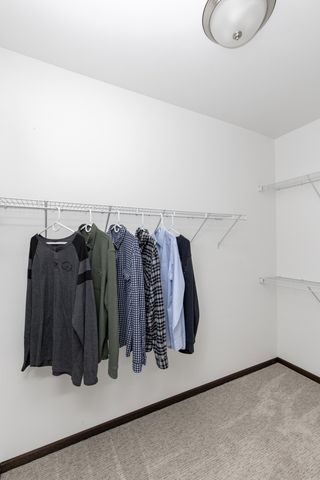 4268 Pine Parkway S, Fargo, ND 58104