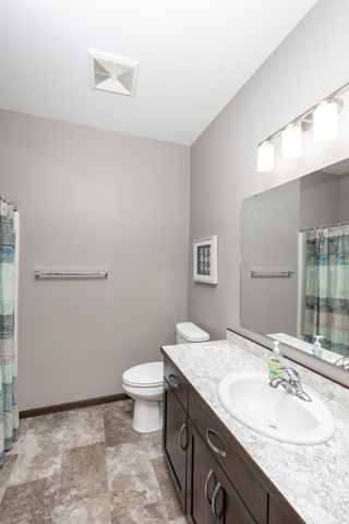 4268 Pine Parkway S, Fargo, ND 58104