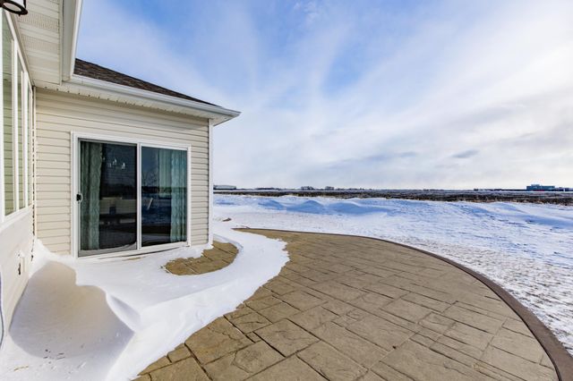 4268 Pine Parkway S, Fargo, ND 58104