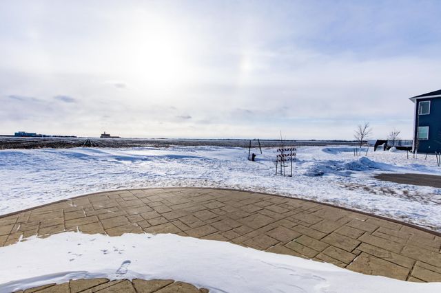 4268 Pine Parkway S, Fargo, ND 58104