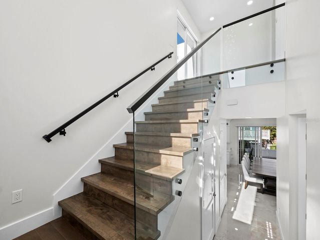 635 JUNGLE QUEEN WAY, Longboat Key, FL 34228