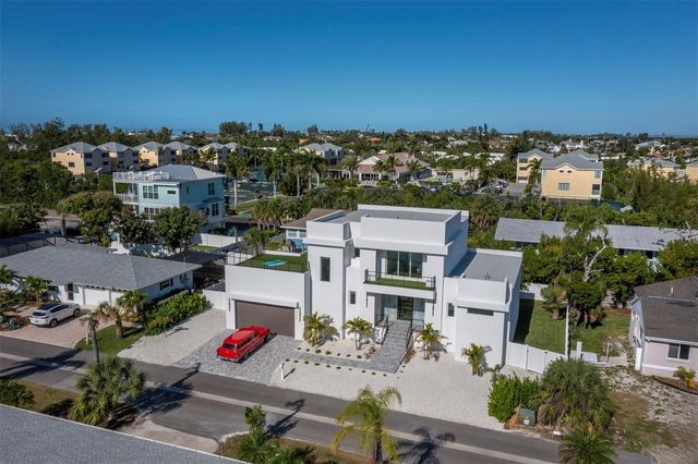 635 JUNGLE QUEEN WAY, Longboat Key, FL 34228