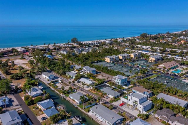 635 JUNGLE QUEEN WAY, Longboat Key, FL 34228