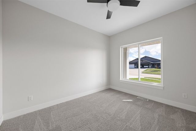 3948 Peridot Drive, Marion, IA 52302