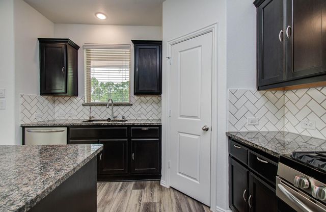 3730 Bach Street, Iowa Colony, TX 77583