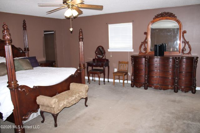 1533 Albacore Lane, Gautier, MS 39553