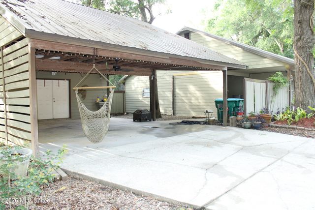 1533 Albacore Lane, Gautier, MS 39553