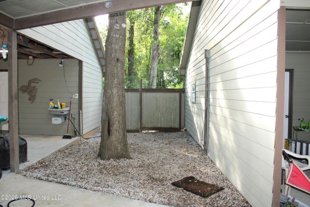 1533 Albacore Lane, Gautier, MS 39553
