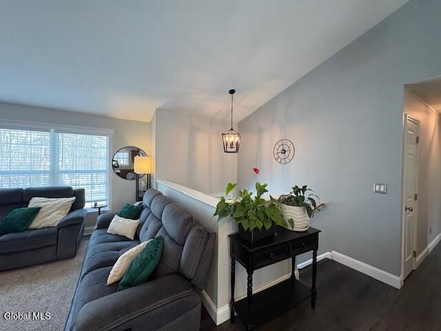 647 Pearse Road, Niskayuna, NY 12309