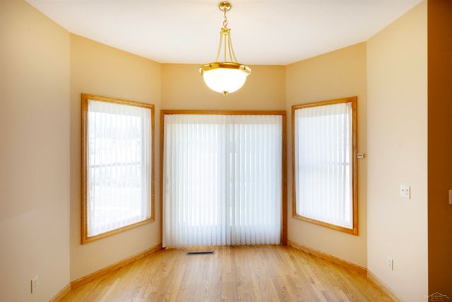 3415 Win Kae Place, Bay City, MI 48706