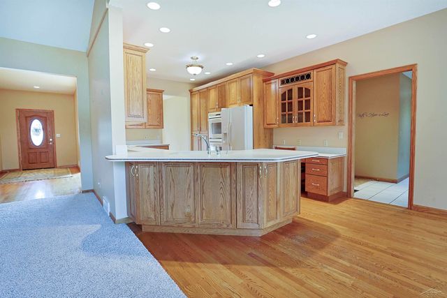 3415 Win Kae Place, Bay City, MI 48706