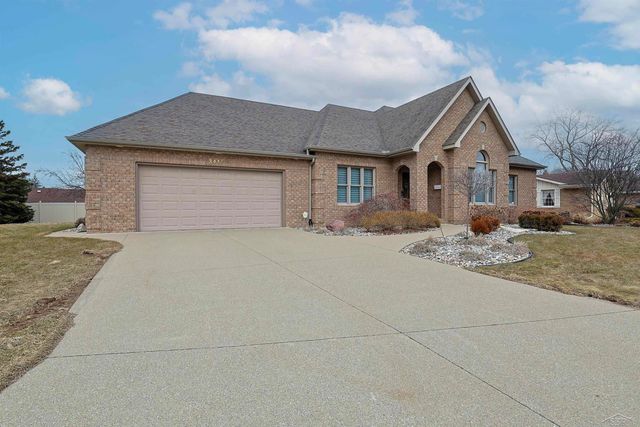 3415 Win Kae Place, Bay City, MI 48706