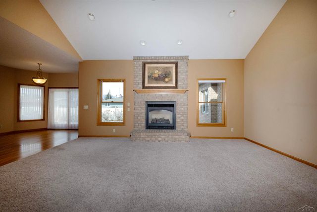 3415 Win Kae Place, Bay City, MI 48706