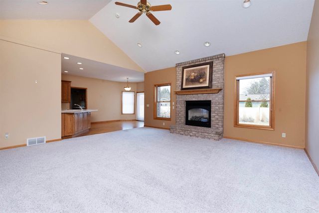 3415 Win Kae Place, Bay City, MI 48706