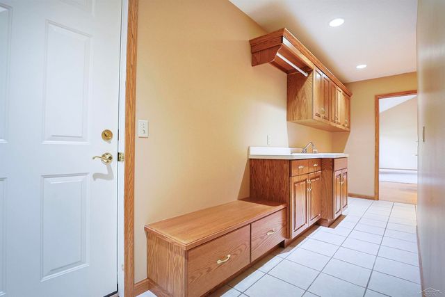 3415 Win Kae Place, Bay City, MI 48706