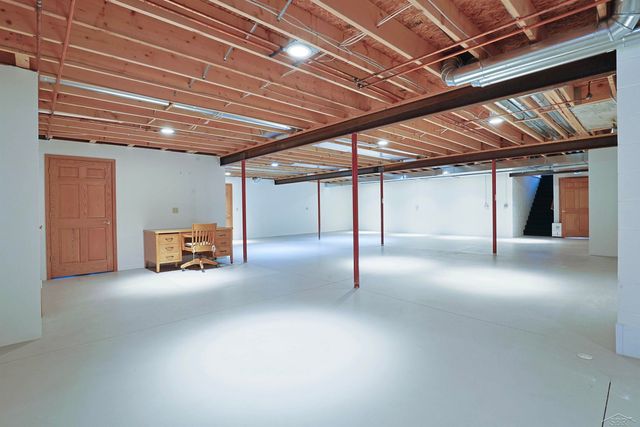 3415 Win Kae Place, Bay City, MI 48706