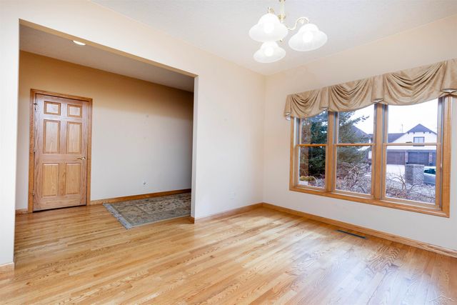 3415 Win Kae Place, Bay City, MI 48706