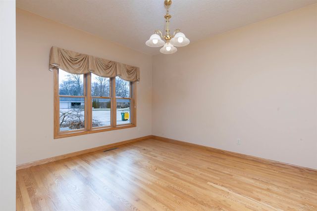 3415 Win Kae Place, Bay City, MI 48706