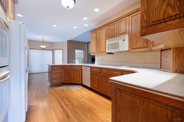 3415 Win Kae Place, Bay City, MI 48706