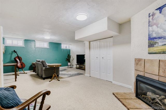 1825 Glen Dale Drive, Lakewood, CO 80215