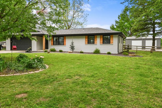 6074 W Farm Road 94, Springfield, MO 65803