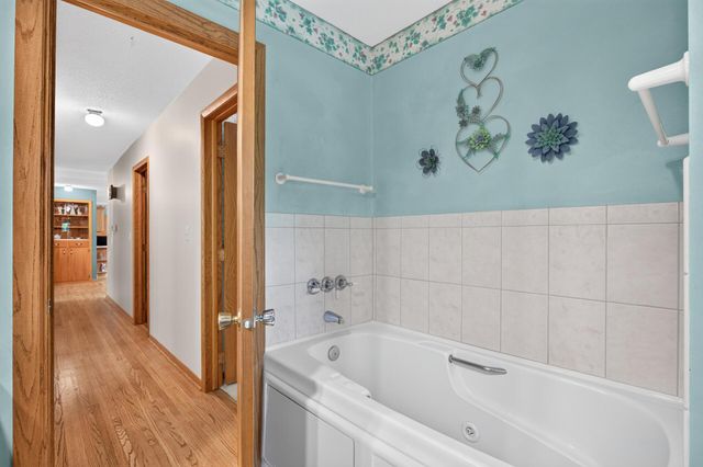 22015 Pillsbury Avenue, Lakeville, MN 55044