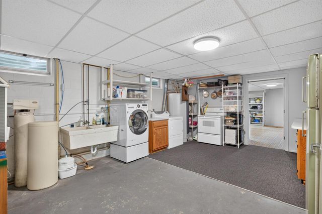 22015 Pillsbury Avenue, Lakeville, MN 55044