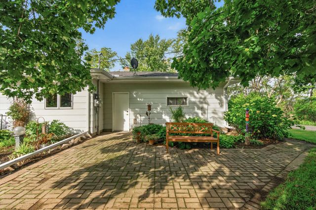 22015 Pillsbury Avenue, Lakeville, MN 55044