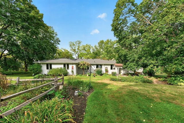 22015 Pillsbury Avenue, Lakeville, MN 55044