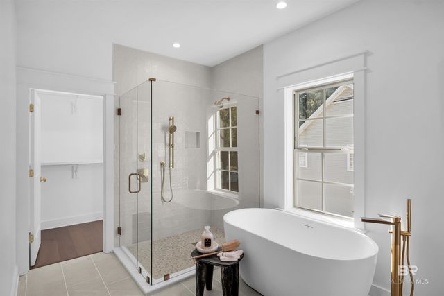 216 Fig Avenue, Fairhope, AL 36532